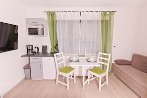 Living area - Ferienwohnung BECKENDORF 3 (Losheim am See)