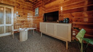 Superior Double Room | Free WiFi, bed sheets - Dom Wypoczynkowy U Staszla (Szaflary)
