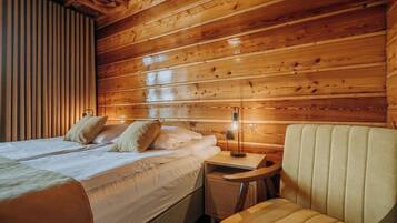 Quarto casal superior | Wi-Fi de cortesia, roupa de cama