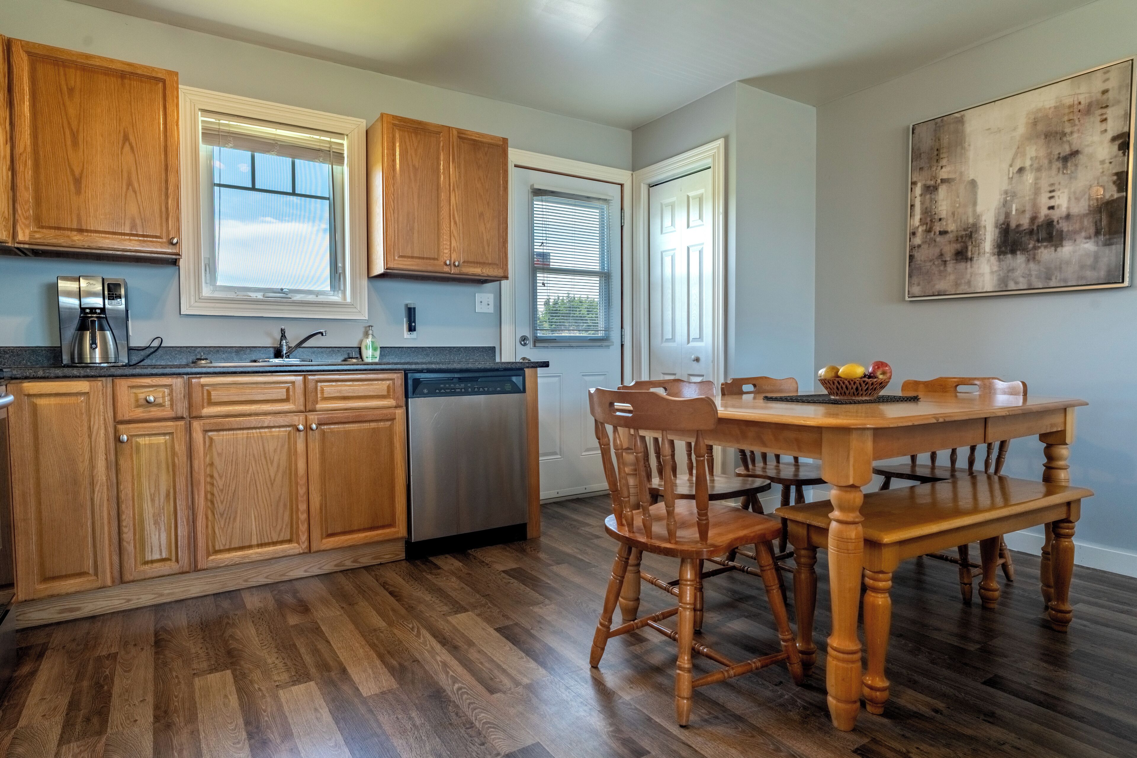 Classic Cottage, 3 Bedrooms, Ocean View, Courtyard Area | In-room dining