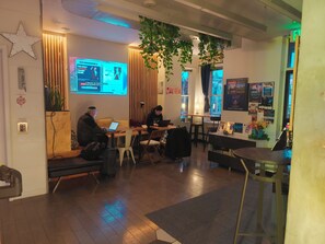 Reception - U Street Capsule Hostel (Washington)