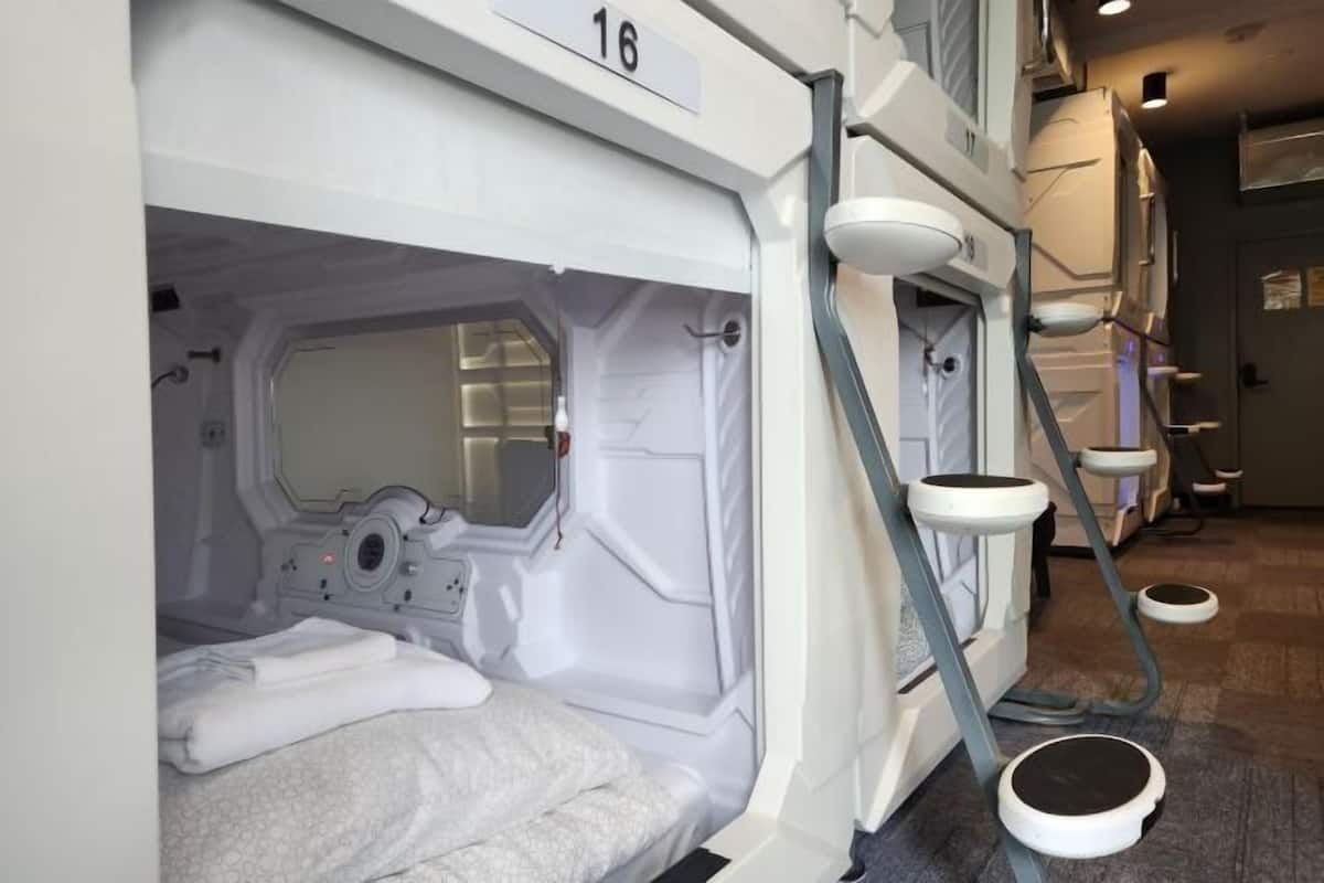 Allergikerbettwaren, Daunenbettdecken, Betten mit Memory-Foam-Matratzen