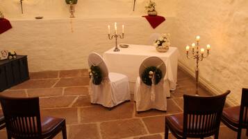 Innenbereich für Hochzeiten