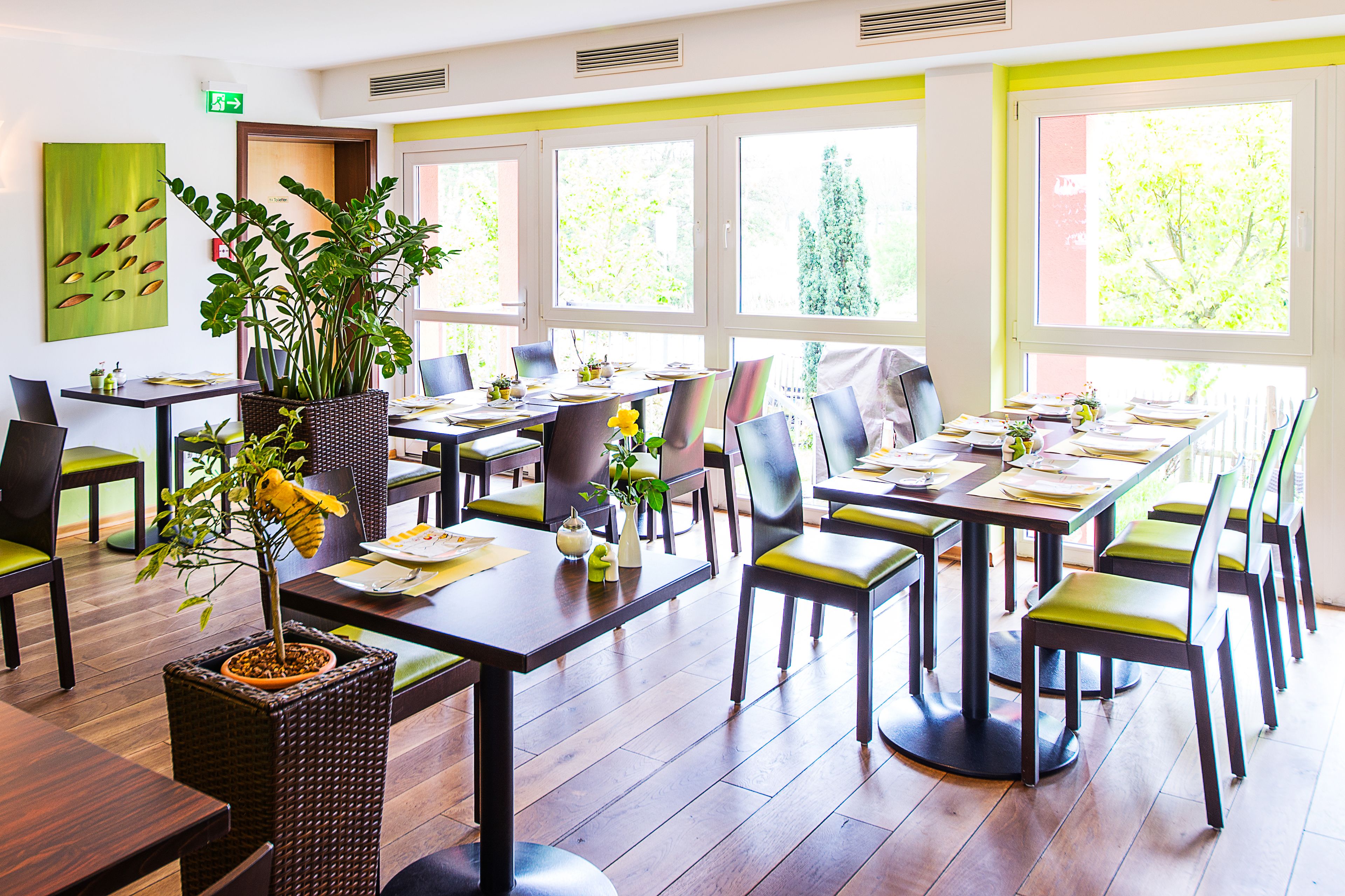 daily buffet breakfast (eur 17.50 per person)