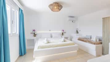 Two-Bedroom Apartment | Parte interna