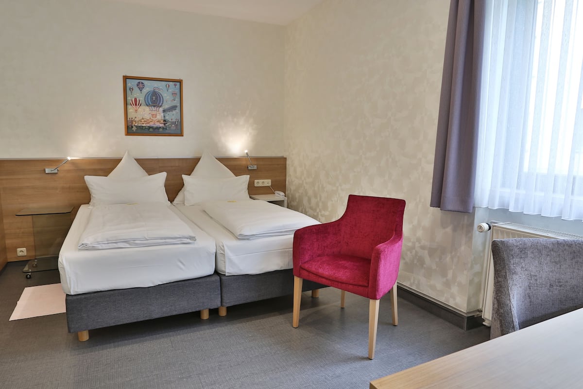 minibar, desk, rollaway beds, free wifi