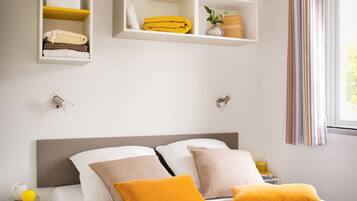 Nhà di động, 1 phòng ngủ | Trang trí khác biệt, trang bị nội thất với thiết kế riêng biệt