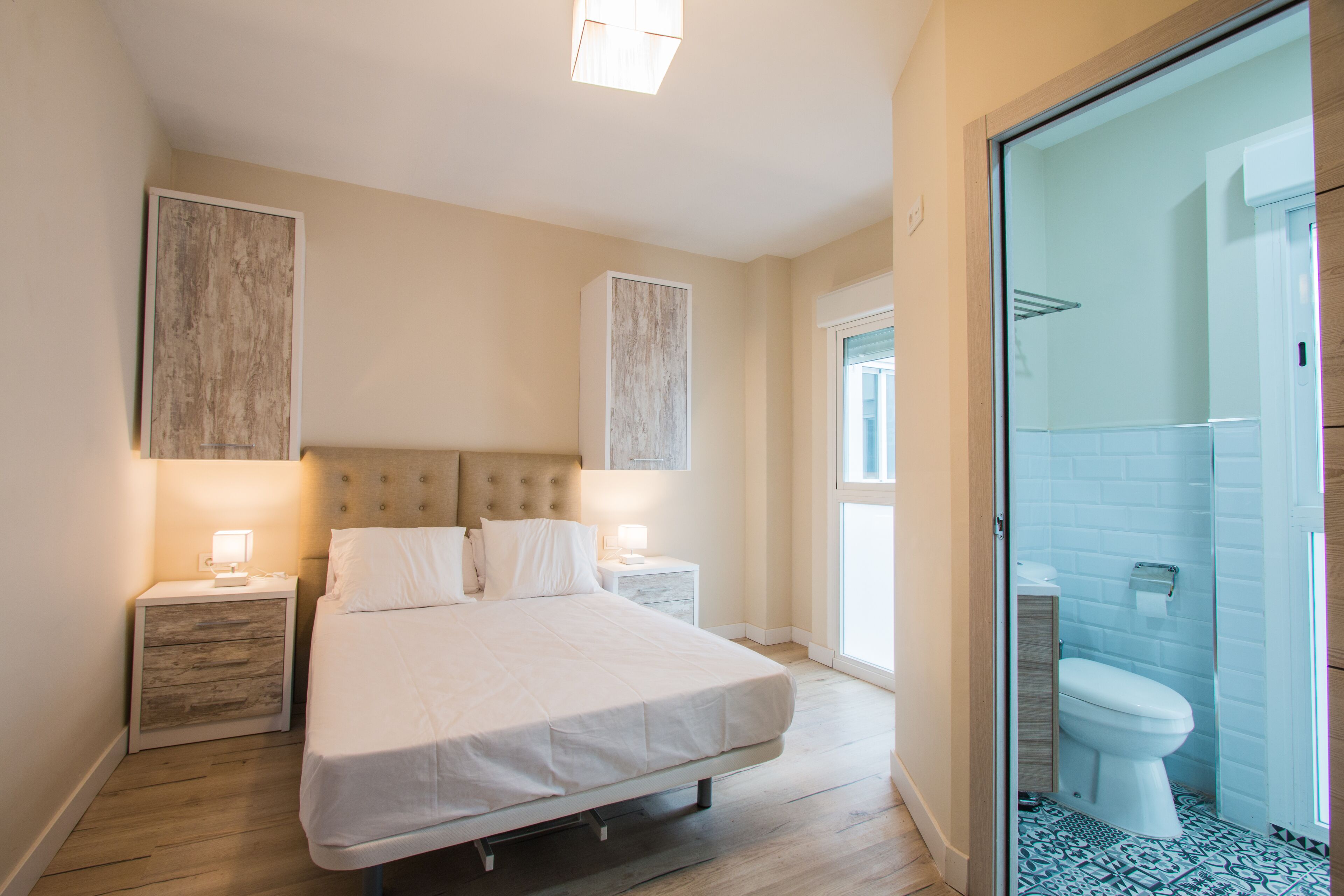 superior double room, multiple beds, ensuite | 3 bedrooms, iron/ironing board, free wifi, bed sheets