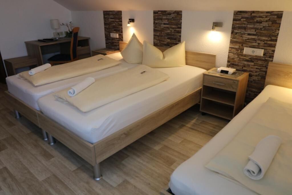 Desk, WiFi (free), bed sheets