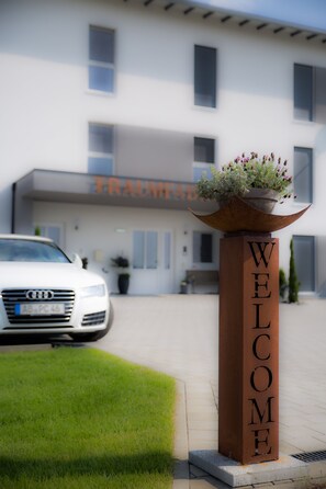 Exterior - Hotel Traumfabrik (Buettelborn)