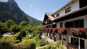 Façade de lâhĂ©bergement