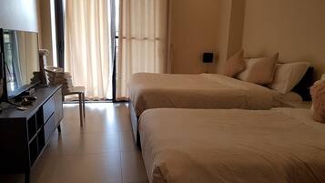 2 bedrooms, desk, free WiFi