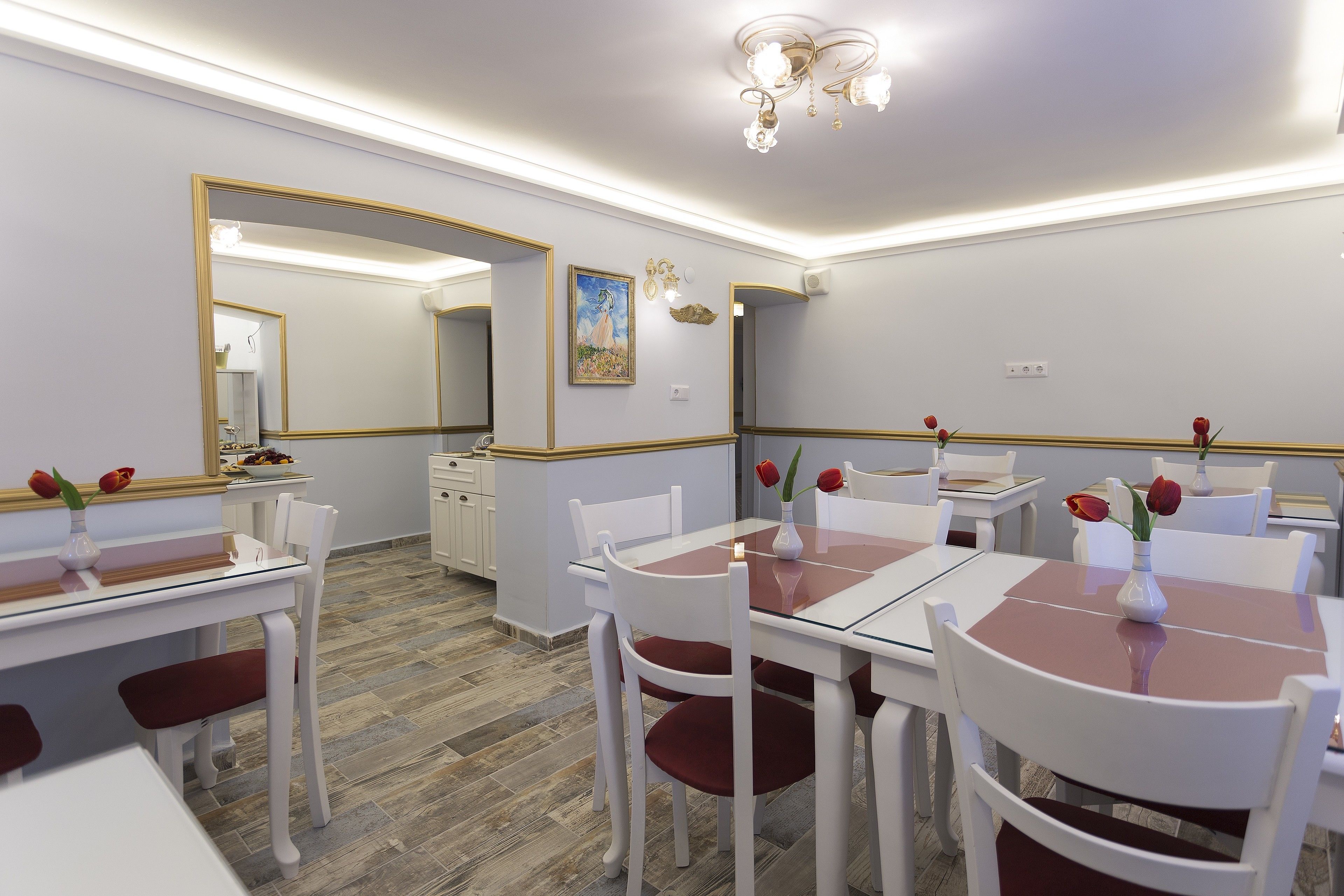 Ferdiglaget frokost er inkludert hver dag