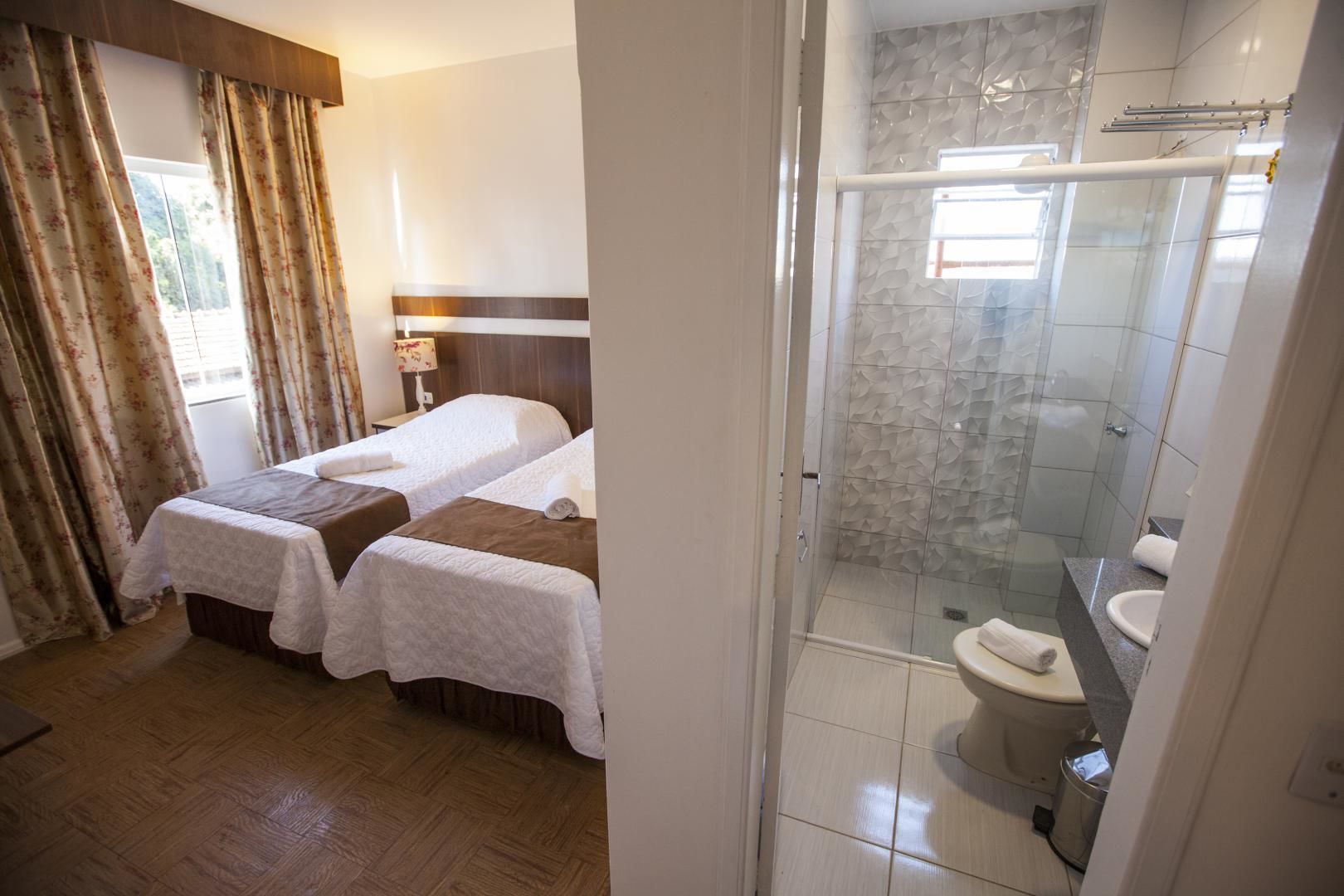 traditional double or twin room | minibar, individually furnished, desk, laptop workspace