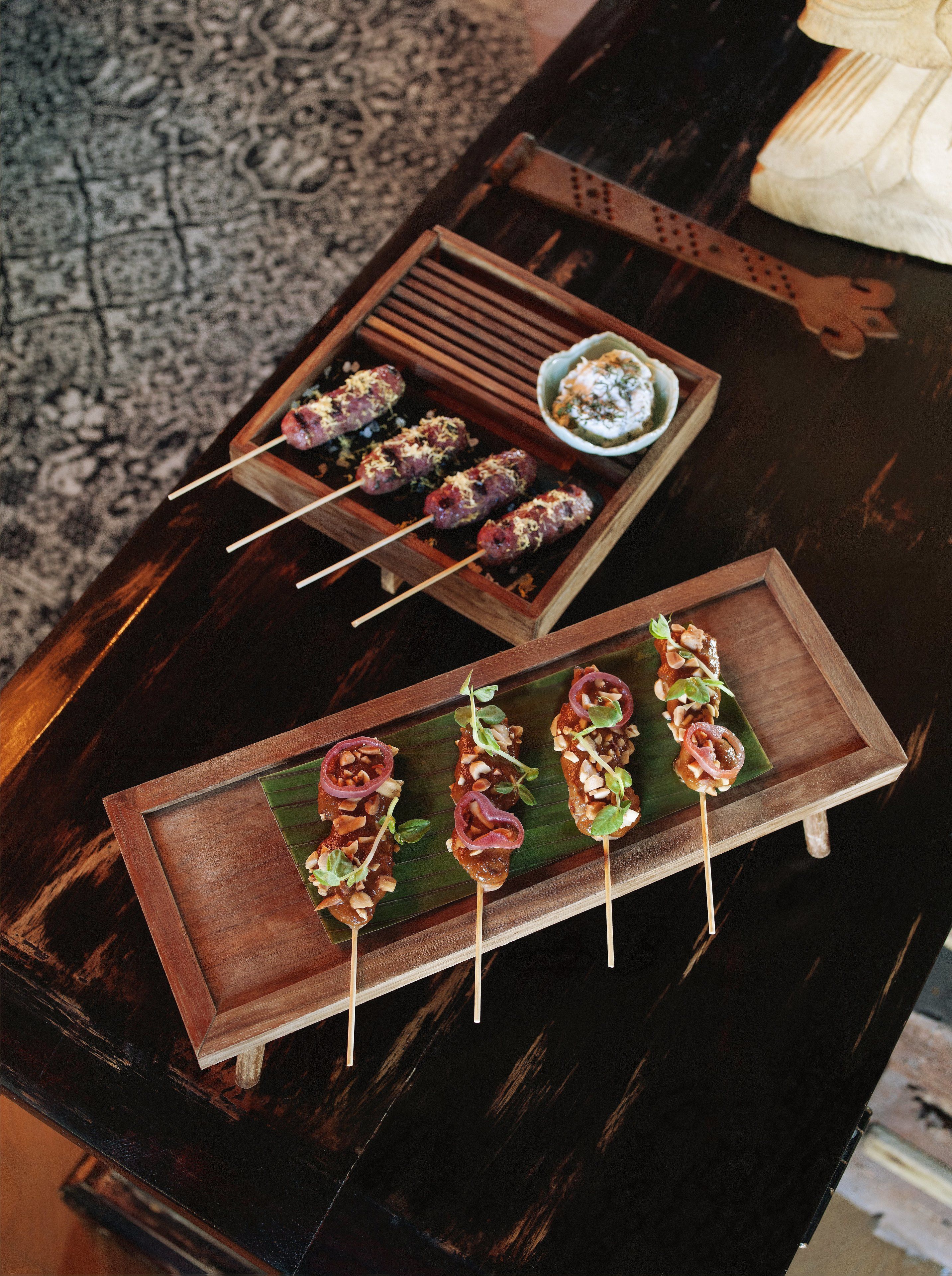 daily buffet breakfast (mxn 610 per person)