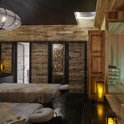 Couples treatment rooms, sauna, body treatments, hydrotherapy