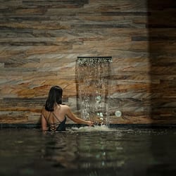 Couples treatment rooms, sauna, body treatments, hydrotherapy