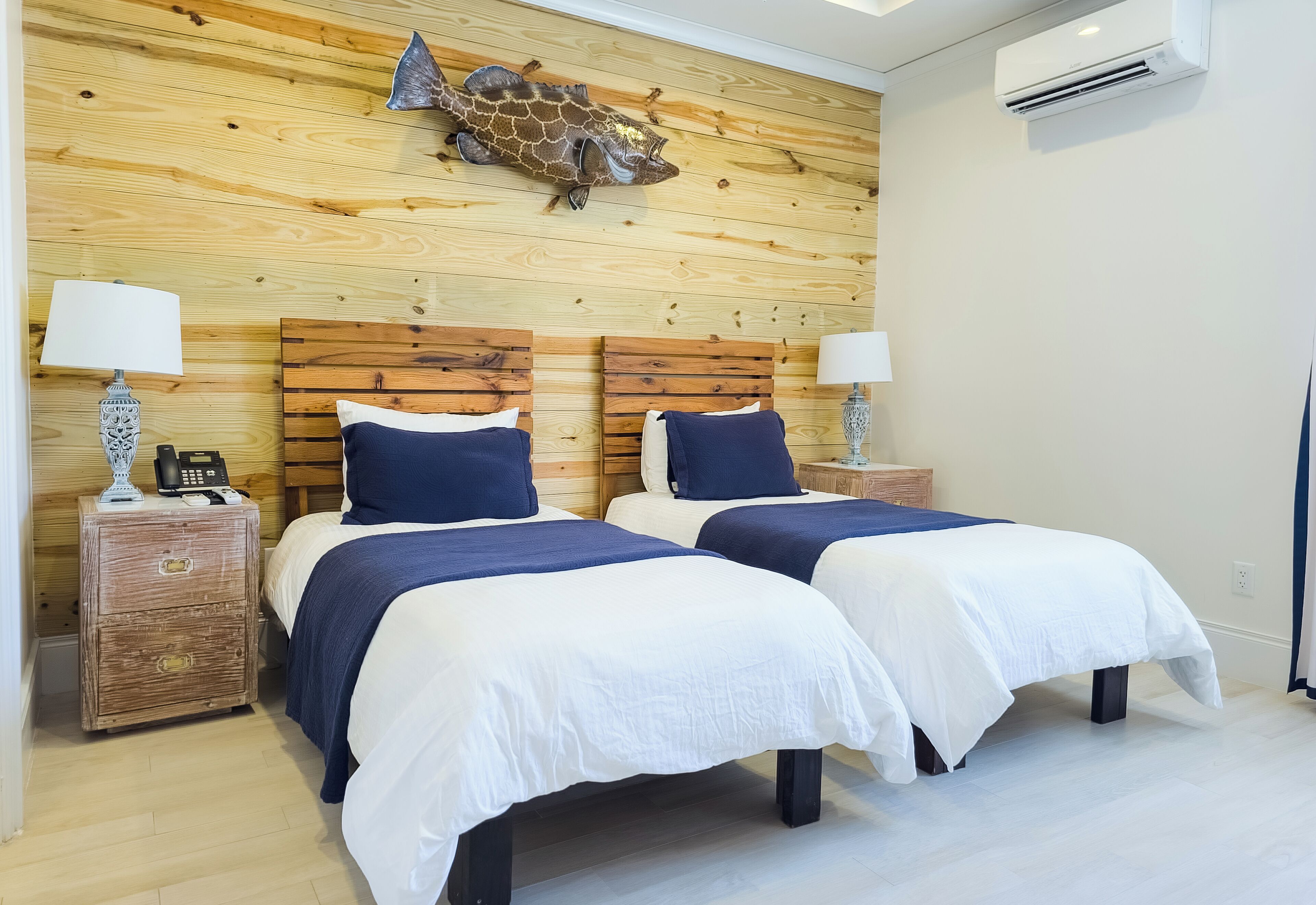 standard twin room, 2 single beds, non smoking, ocean view | iron/ironing board, free wifi, bed sheets