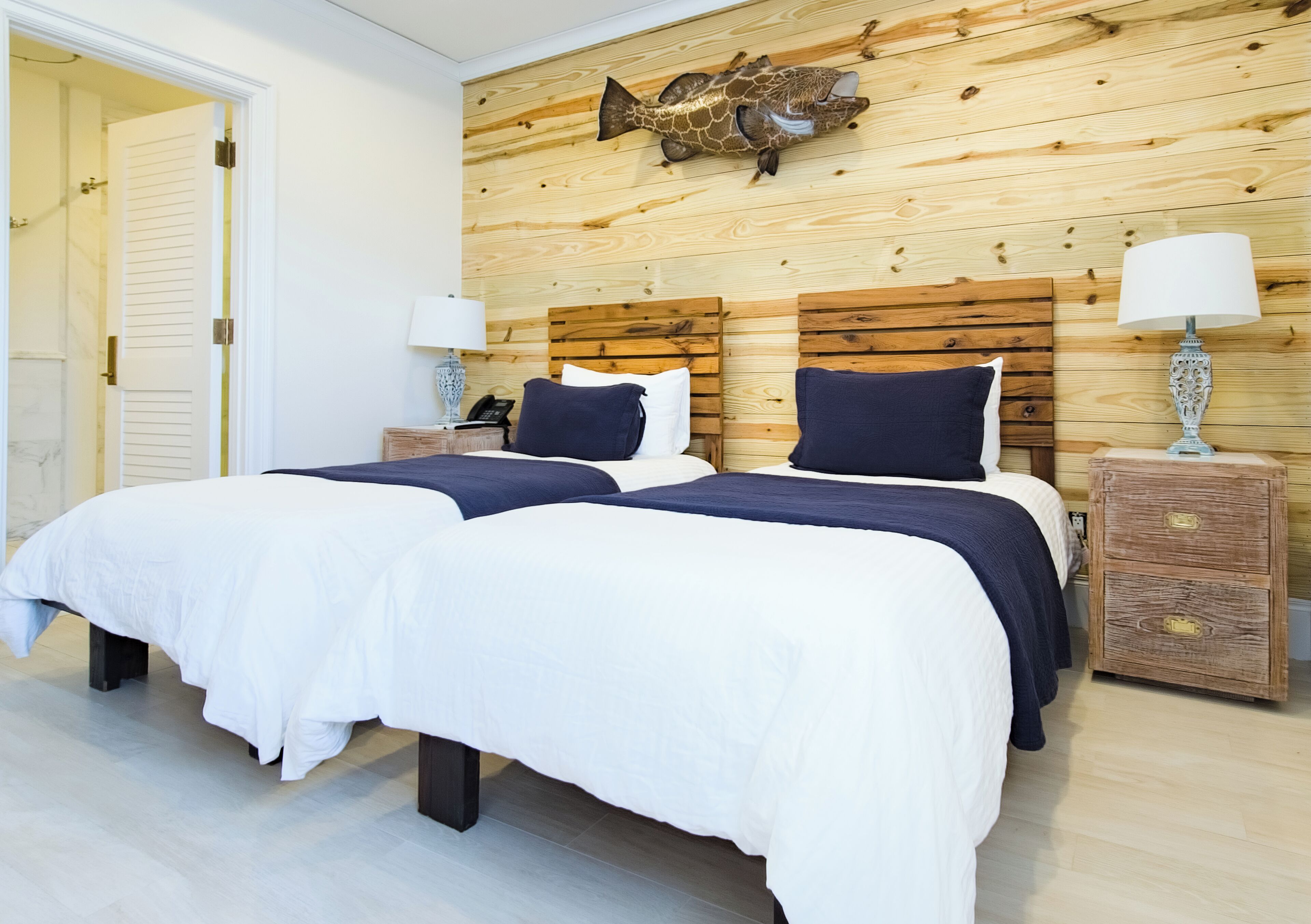 standard twin room, 2 single beds, non smoking, ocean view | iron/ironing board, free wifi, bed sheets