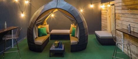 Standard Suite, 1 King Bed (Smoke Free)