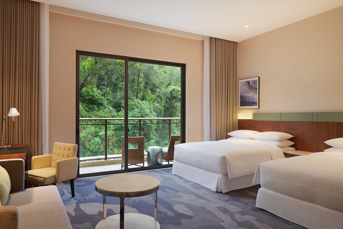 Room, 2 Double Beds, Smoking, Mountain View (Balcony)