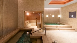 A modern spa with a wooden sauna, a hot tub, and a small pool. - Four Points by Sheraton Guangdong, Heshan (Jiangmen)