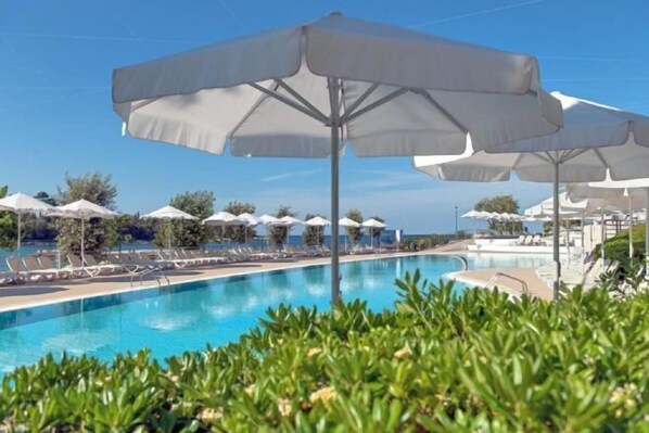 Outdoor pool - Maistra Select Island Hotel Istra (Rovinj)