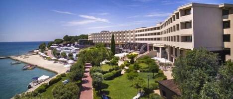 Pemandangan dari properti