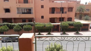Exclusive Apartment, 2 Bedrooms | 2 bedrooms, blackout drapes, iron/ironing board, WiFi (free) - Appartement 1 Résidence Manis Marrakech (Marrakech)