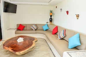 Apartment, 2 Bedrooms, Terrace, Beachfront | Living room