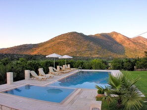 Udendørs pool, opvarmet pool