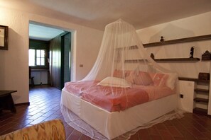 3 chambres, bureau, fer et planche à repasser, Wi-Fi gratuit