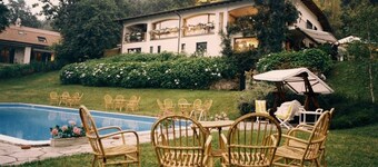 Comfortable villa with private pool and large garden, near Como and Milan