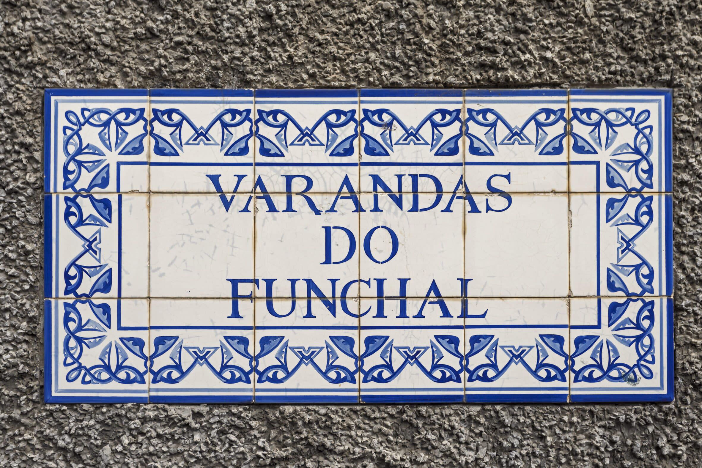 A tiled sign with the text "VARANDAS DO FUNCHIAL".