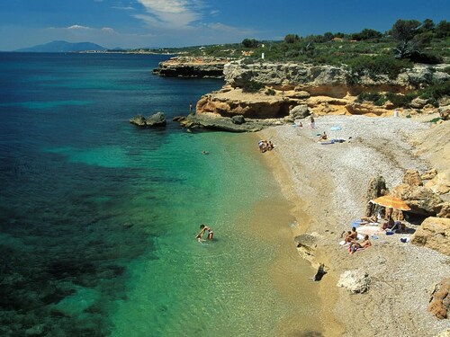 APARTMENT WITH WIFI JA AIR CONDITIONING_RAMON JA CAJAL II