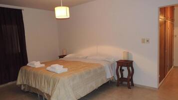Family Apartment, 2 Bedrooms, Private Bathroom | In-room safe