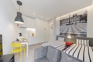 1 habitación, tabla de planchar con plancha, wifi y ropa de cama