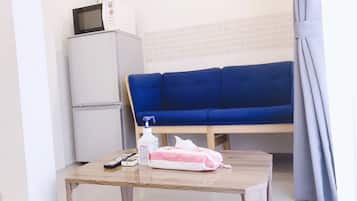 Habitación económica con 2 camas individuales | Caja fuerte, wifi gratis, ropa de cama