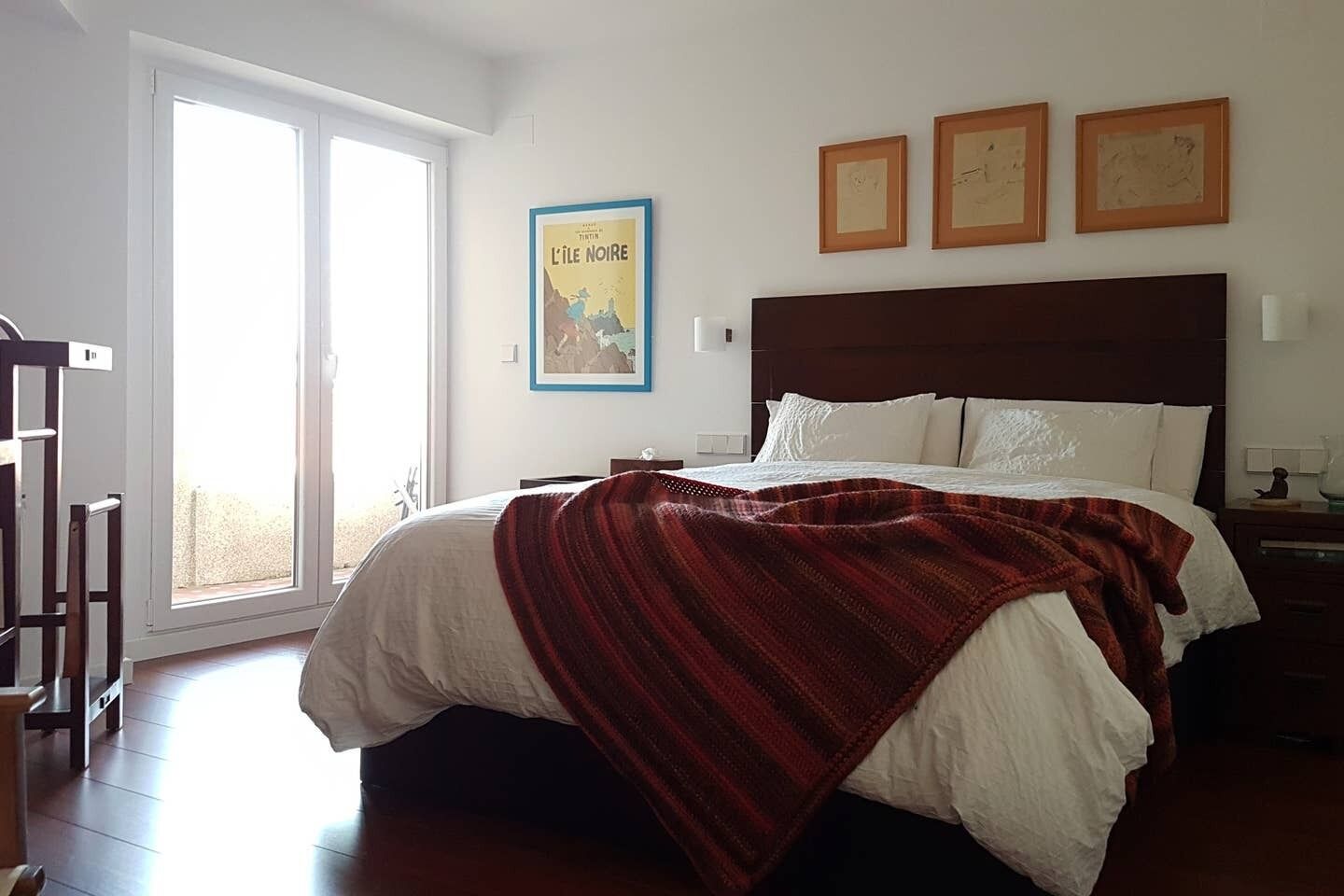 2 slaapkamers, een kluis op de kamer, een strijkplank/strijkijzer