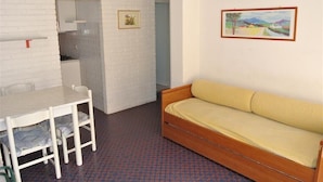 TV - VILLA MARIA 2 - PRIVATE GARDEN AND WI-FI (Bibione)
