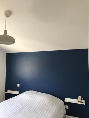 4 Schlafzimmer, Bügeleisen/Bügelbrett, kostenloses WLAN, Bettwäsche