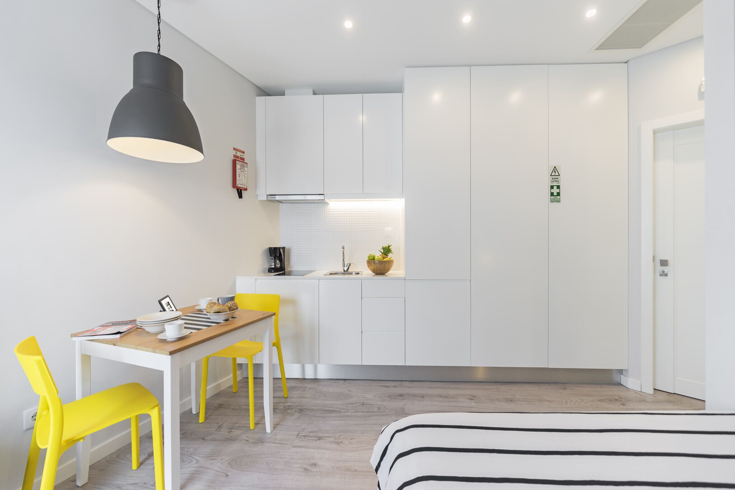 1 chambre, fer et planche à repasser, Wi-Fi, draps fournis