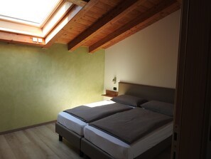 1 Schlafzimmer, Zimmersafe, Reisekinderbett, kostenloses WLAN