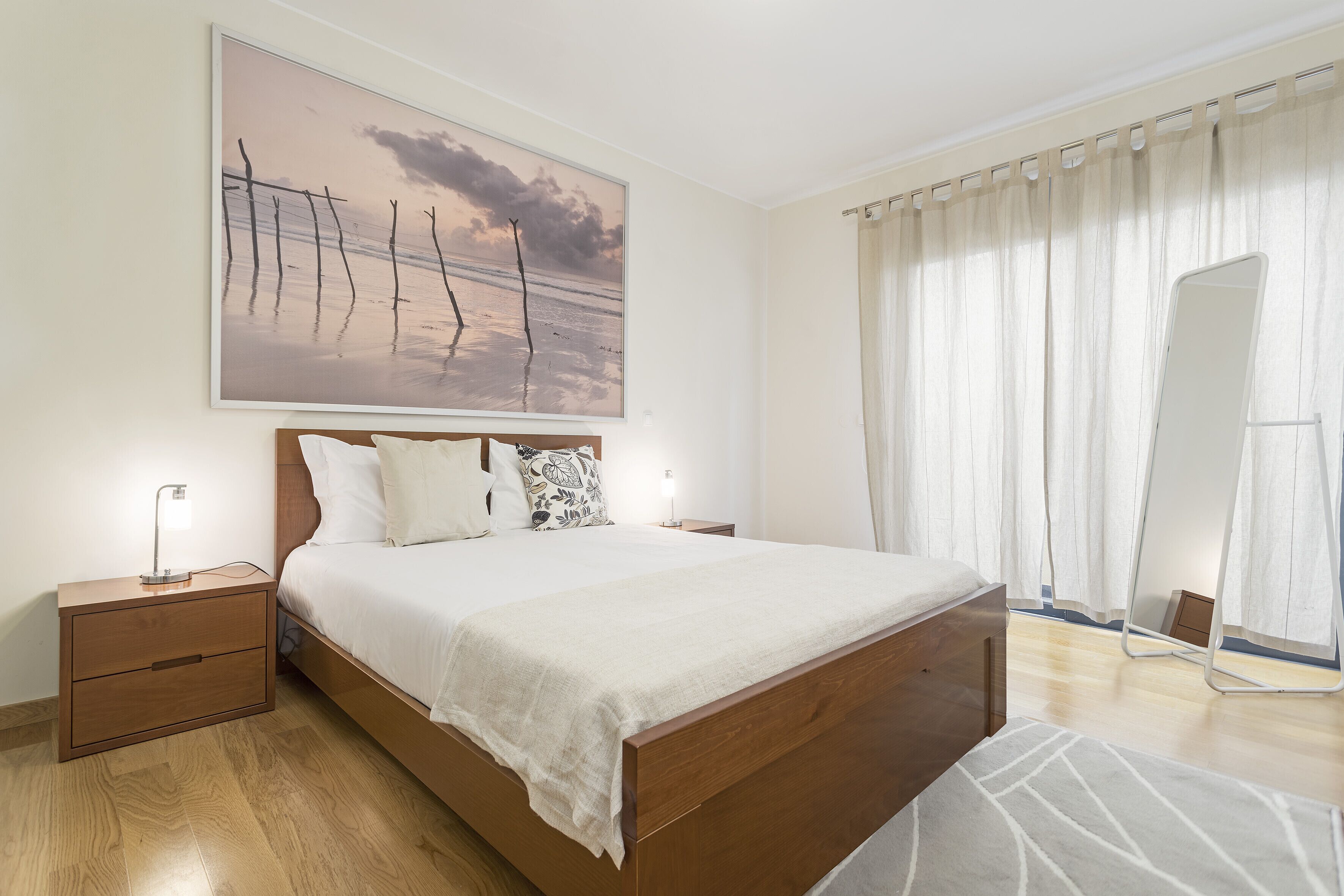 2 bedrooms, laptop workspace, iron/ironing board, WiFi