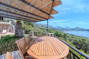 Outdoor dining - Souda bay loggia,Great views,Pool,Plakias (Plakias)