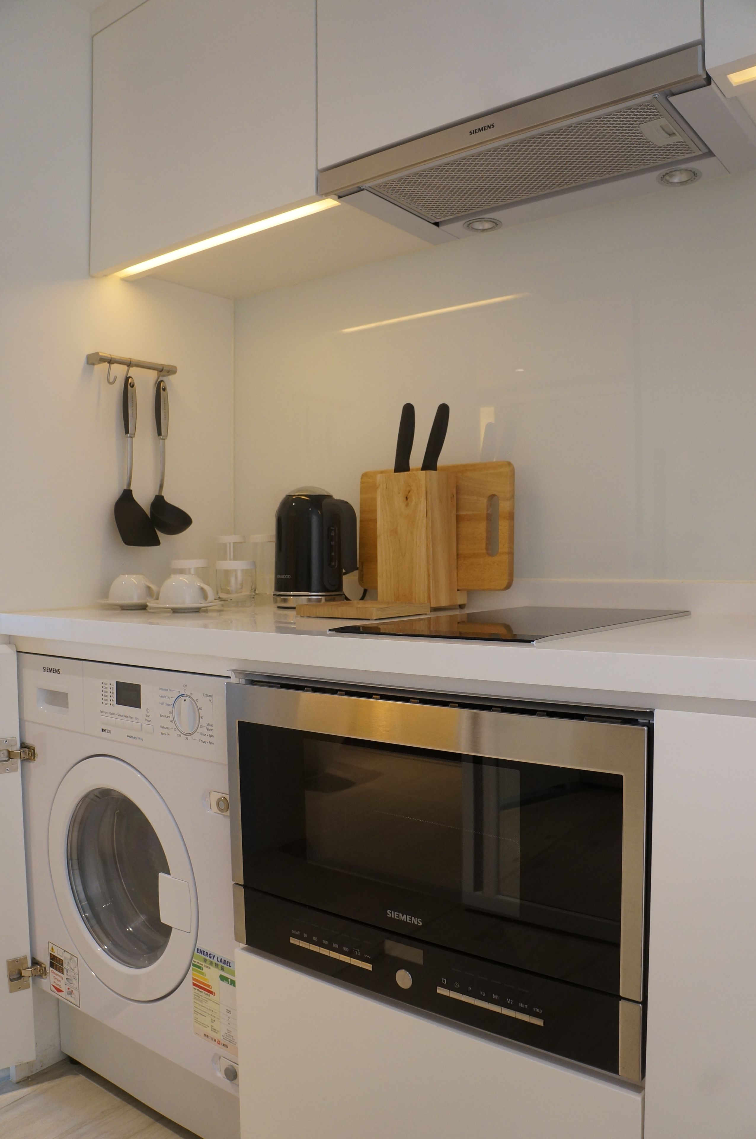 premium room, 1 king bed, balcony, ocean view | private kitchenette | paper towels