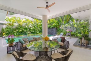 2-Bedroom Villa with Private Pool | Terrace/patio