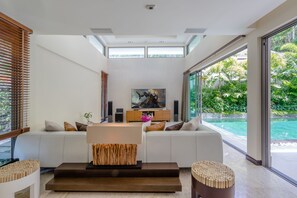 2-Bedroom Villa with Private Pool | Living area