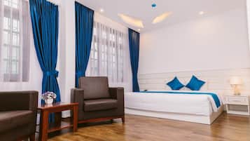Minibar, desk, blackout curtains, free WiFi