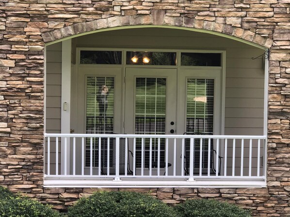 Exterior detail - On the Green - 2 bedroom/2 bath condo overlooking the 9th green (Maggie Valley)